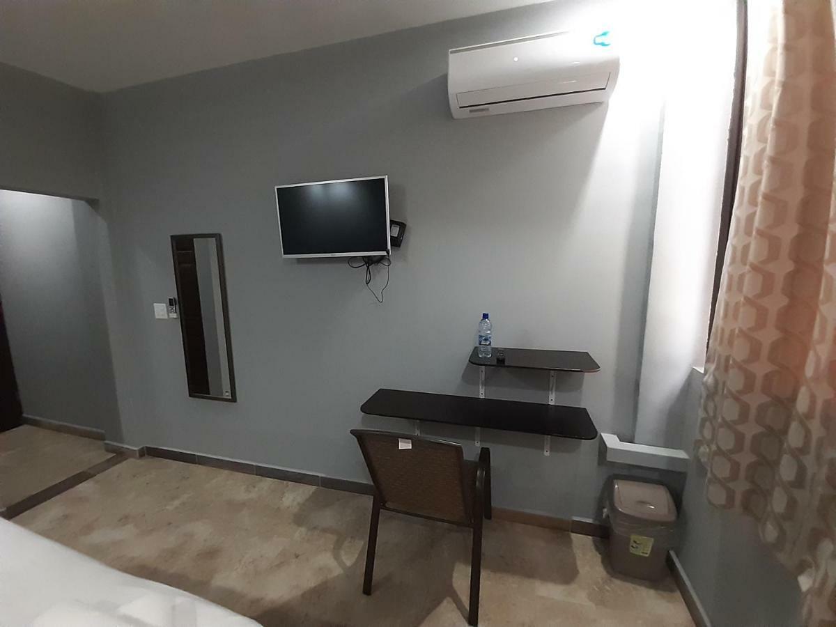 Maya Bella Downtown Hotel San Ignacio Dış mekan fotoğraf