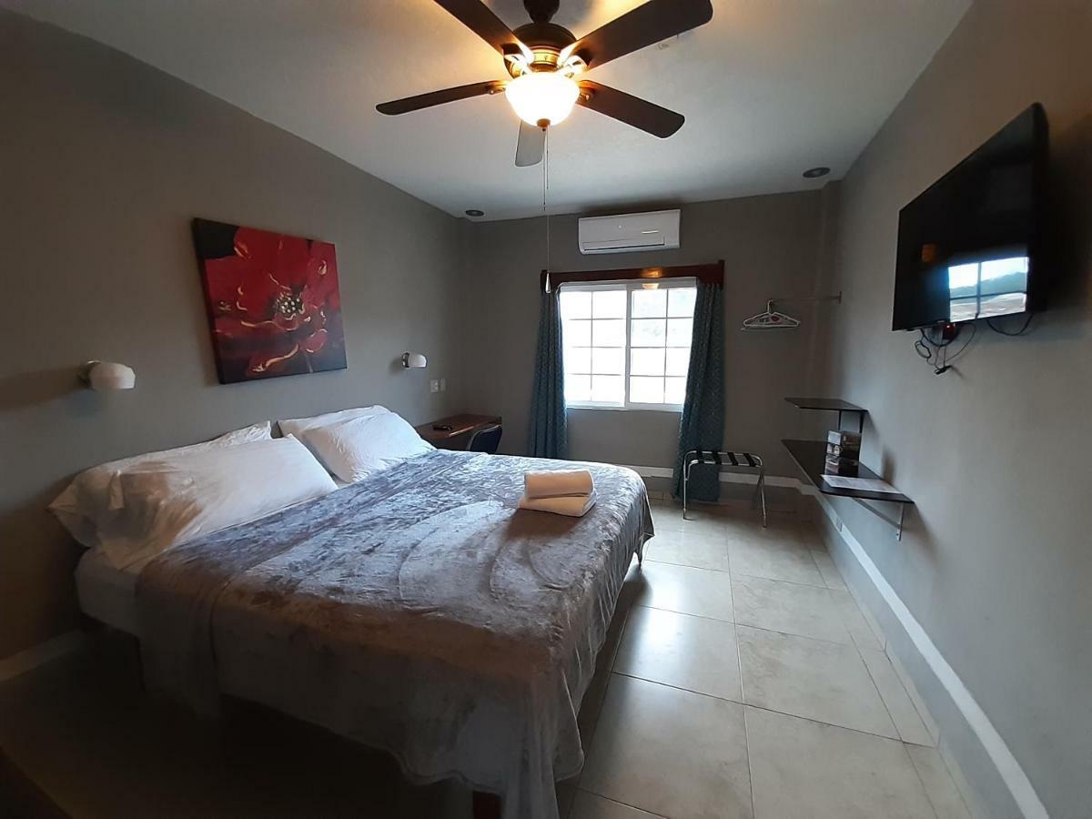 Maya Bella Downtown Hotel San Ignacio Dış mekan fotoğraf